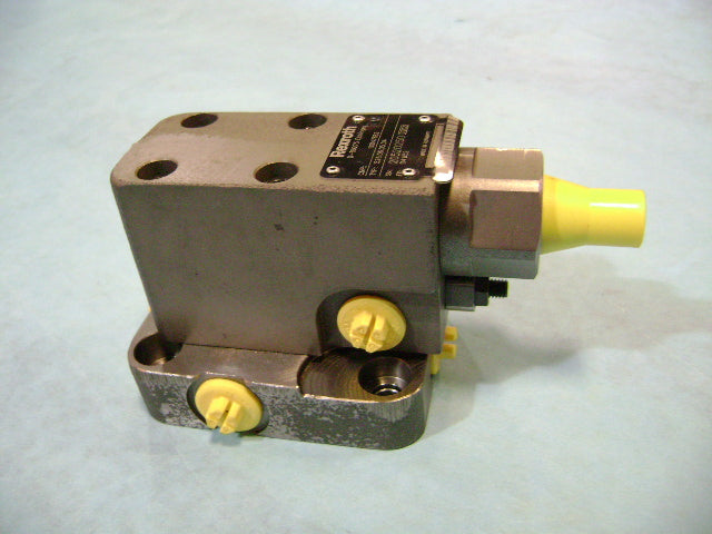 Pump - Hyd, Regulator Pressur W/Conn. | Weight: 7 lbs | Dimensions: 150 X 155 X 100 MM | Brand: SCHWING