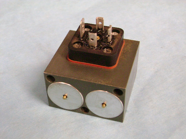 Valve - Coil - Magnet 12 Vdc | Weight: 2 lbs | Brand: SCHWING
