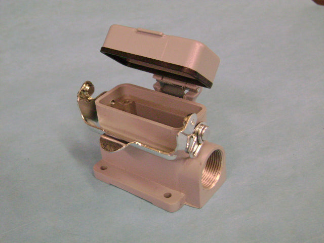 Housing Side Entry With Cover 15 Poles; | Weight: 1 lbs | Brand: SCHWING