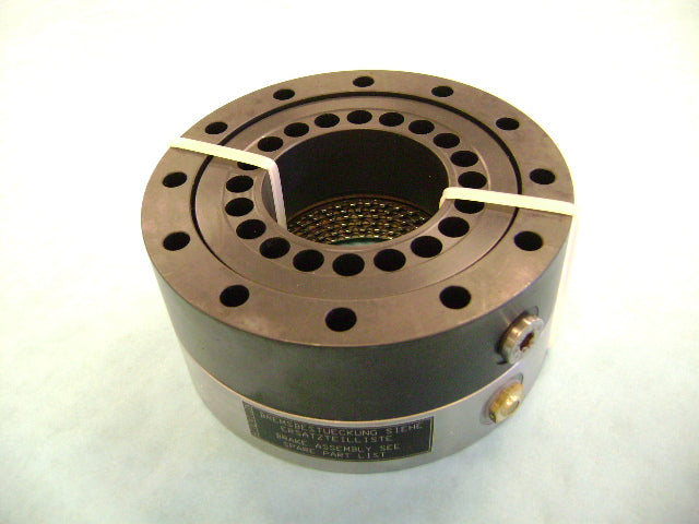 Parts - Oil Seal Pressure Unit | Weight: 15 lbs | Dimensions: 70X150X165MM | Brand: SCHWING